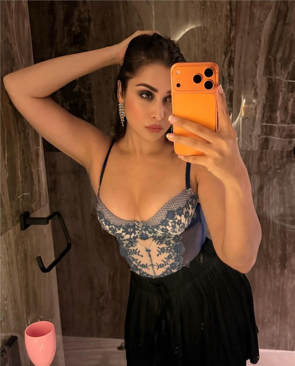 
                                                Madhuri Naikh